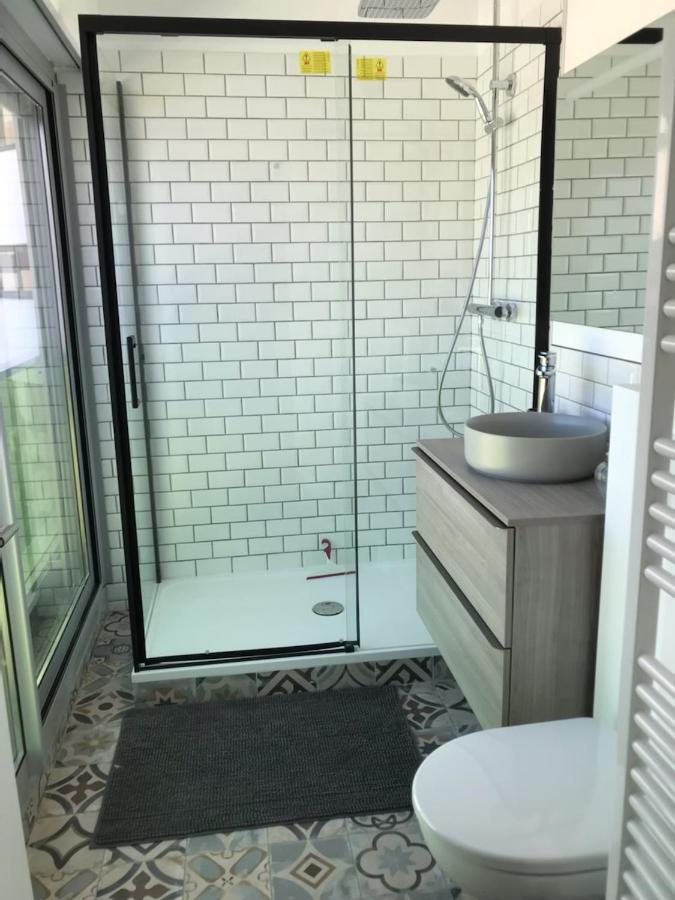 Appartement Face A La Mer - 6 A 8 Personnes - Canet En Roussillon 外观 照片